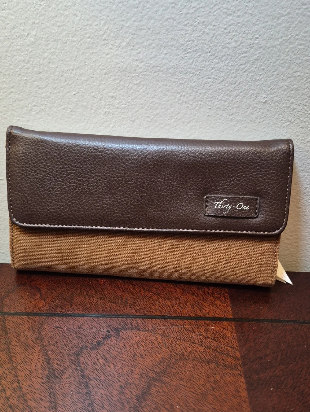 Thirty-one Brown Canvas and Dark Brown Faux Leather ‎ Women